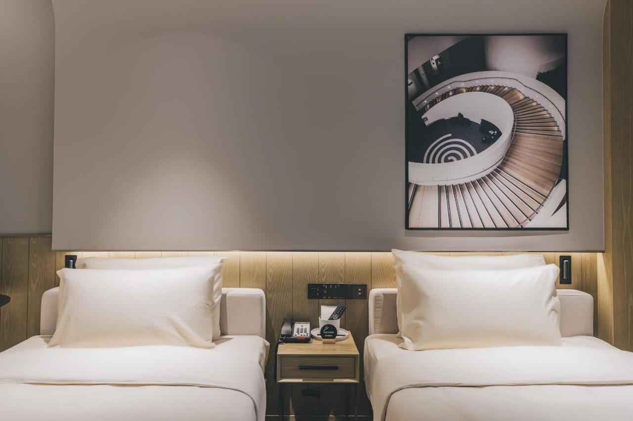 Atour X Hotel The Bund East Nanjing Road 샹하이 외부 사진