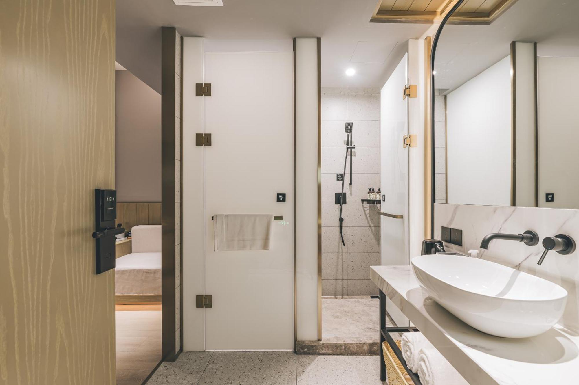 Atour X Hotel The Bund East Nanjing Road 샹하이 외부 사진