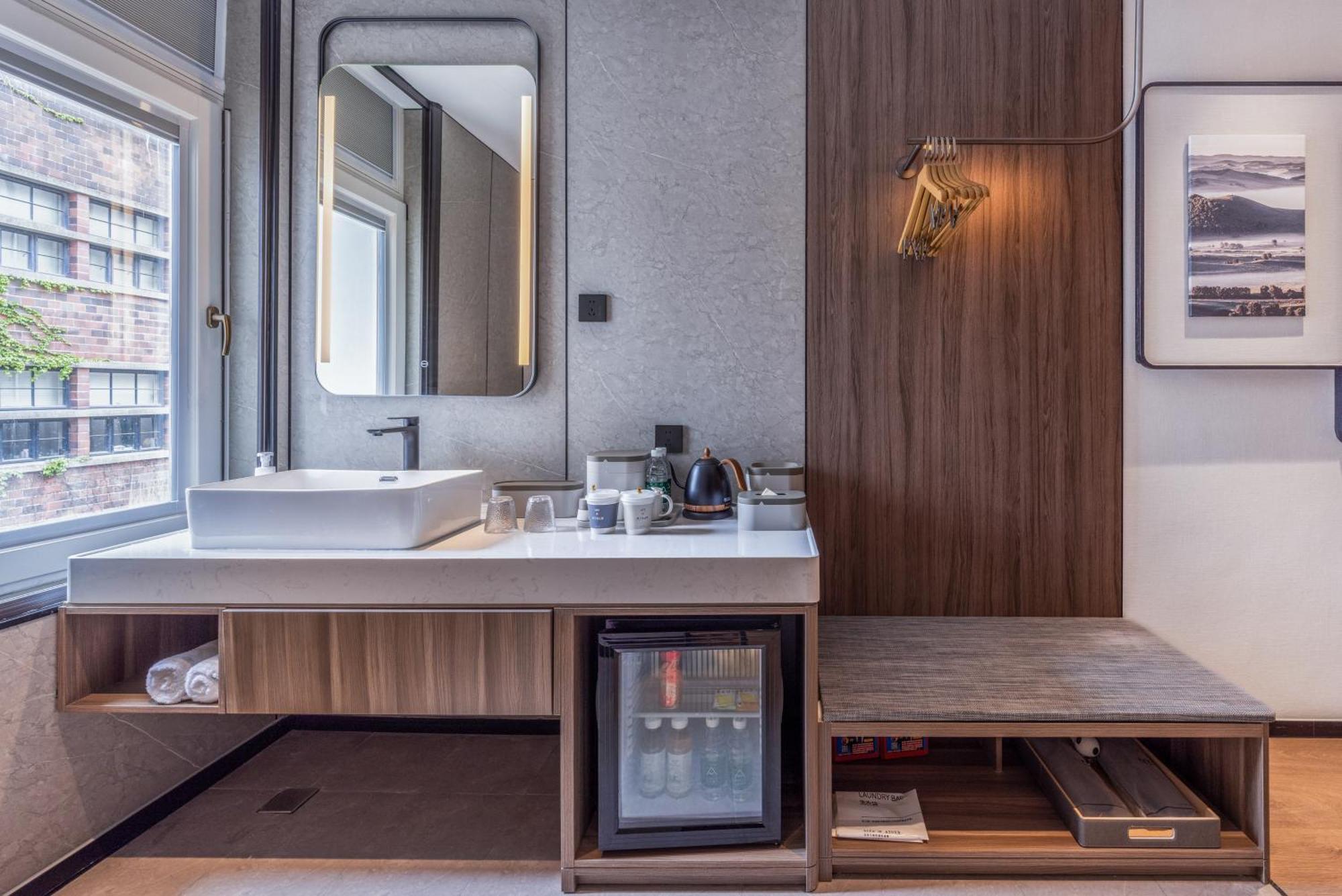 Atour X Hotel The Bund East Nanjing Road 샹하이 외부 사진